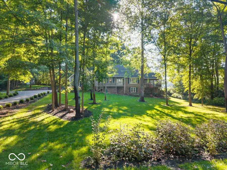 6605 Lake Forest Drive, Avon, IN 46123 - #2