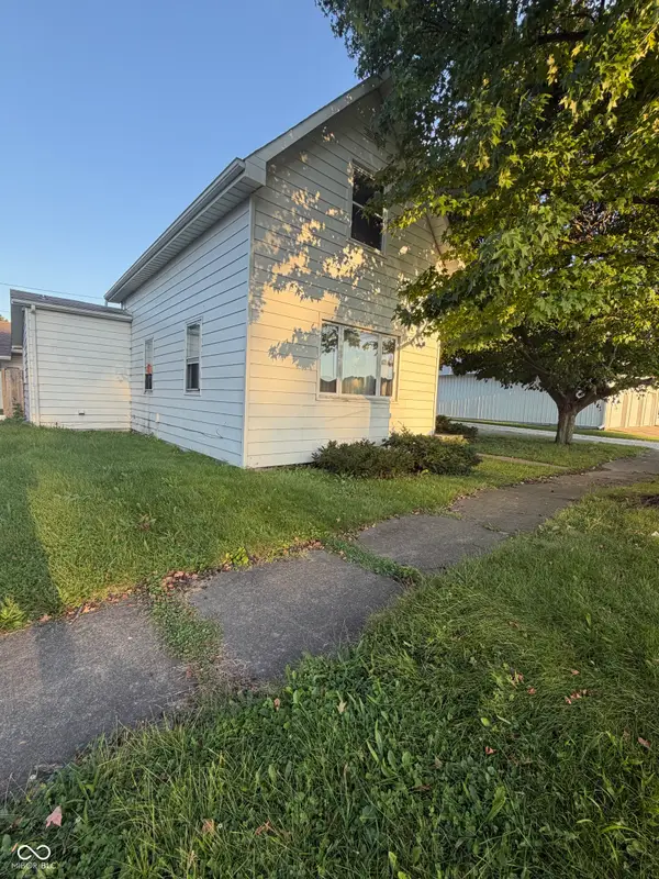 113 N 21st Street, Elwood, IN 46036