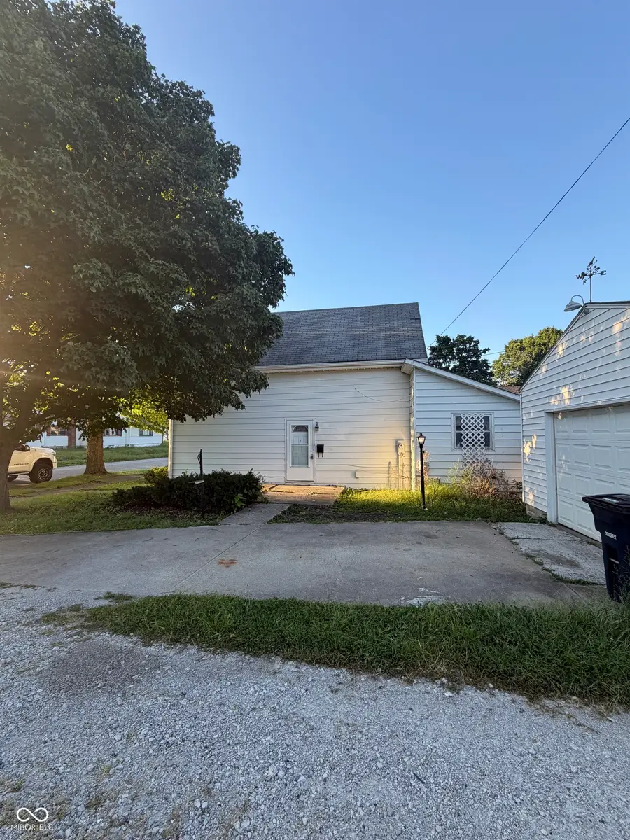 113 N 21st Street, Elwood, IN 46036 - #3
