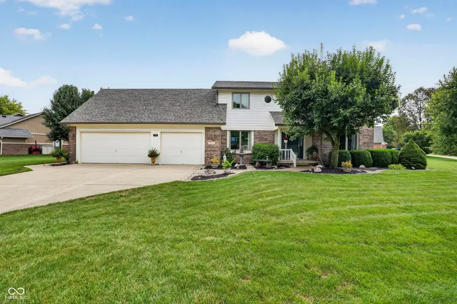 4182 Millstream Road, Greenwood, IN 46143 - #2