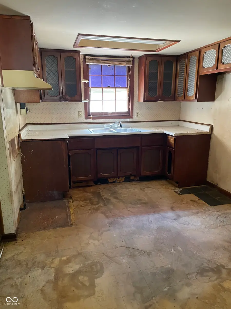 8705 E 45th, Indianapolis, IN 46226 - #3