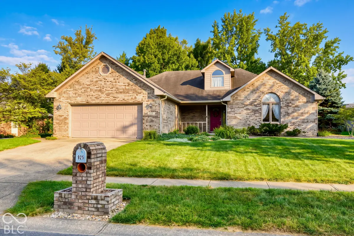 925 Texarkana Drive, Indianapolis, IN 46231 - #1