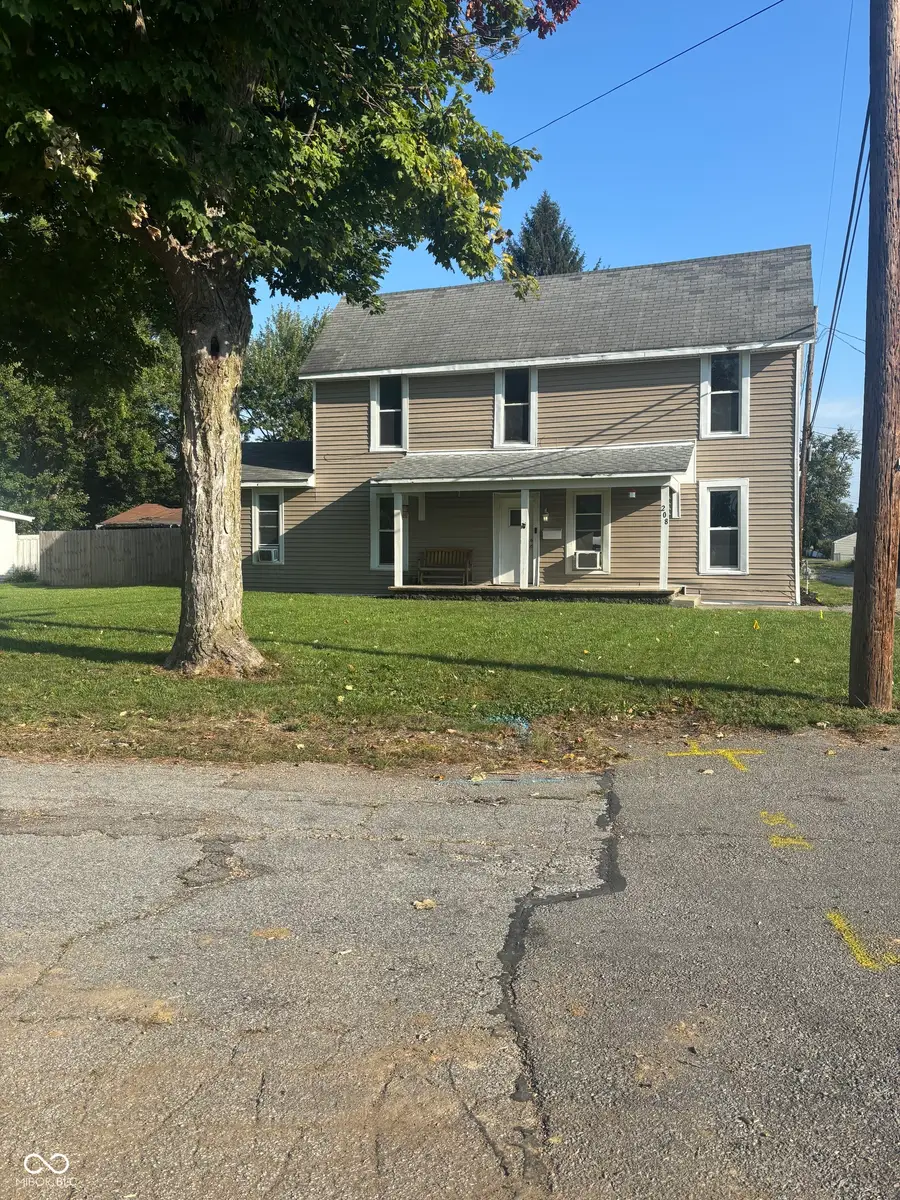 208 W Filmore Street, Alexandria, IN 46001 - #2