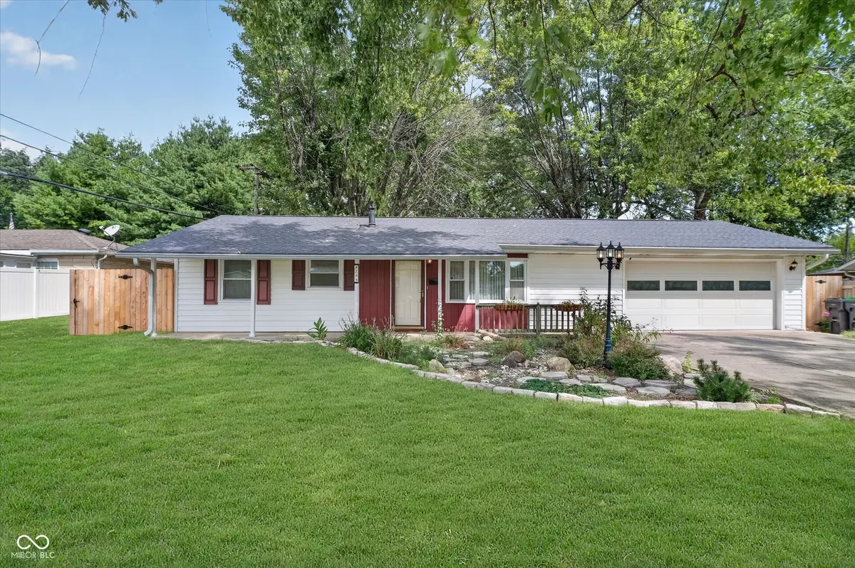 733 Hanover Drive, New Whiteland, IN 46184 - #1