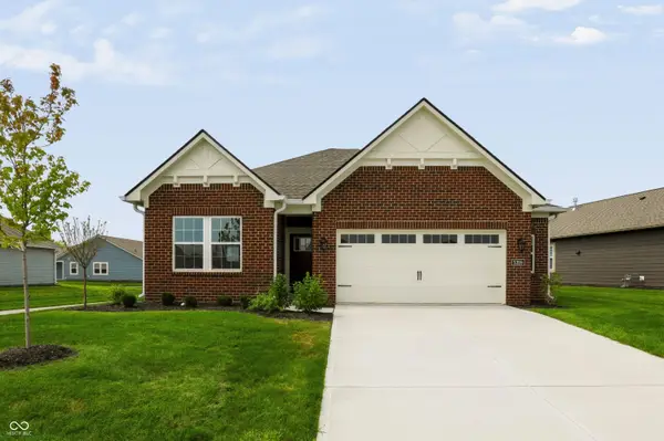 5359 Foxley Park Lane, Avon, IN 46123