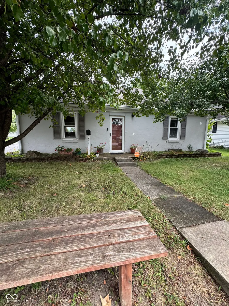 243 N Jefferson Street, Brownsburg, IN 46112 - #2