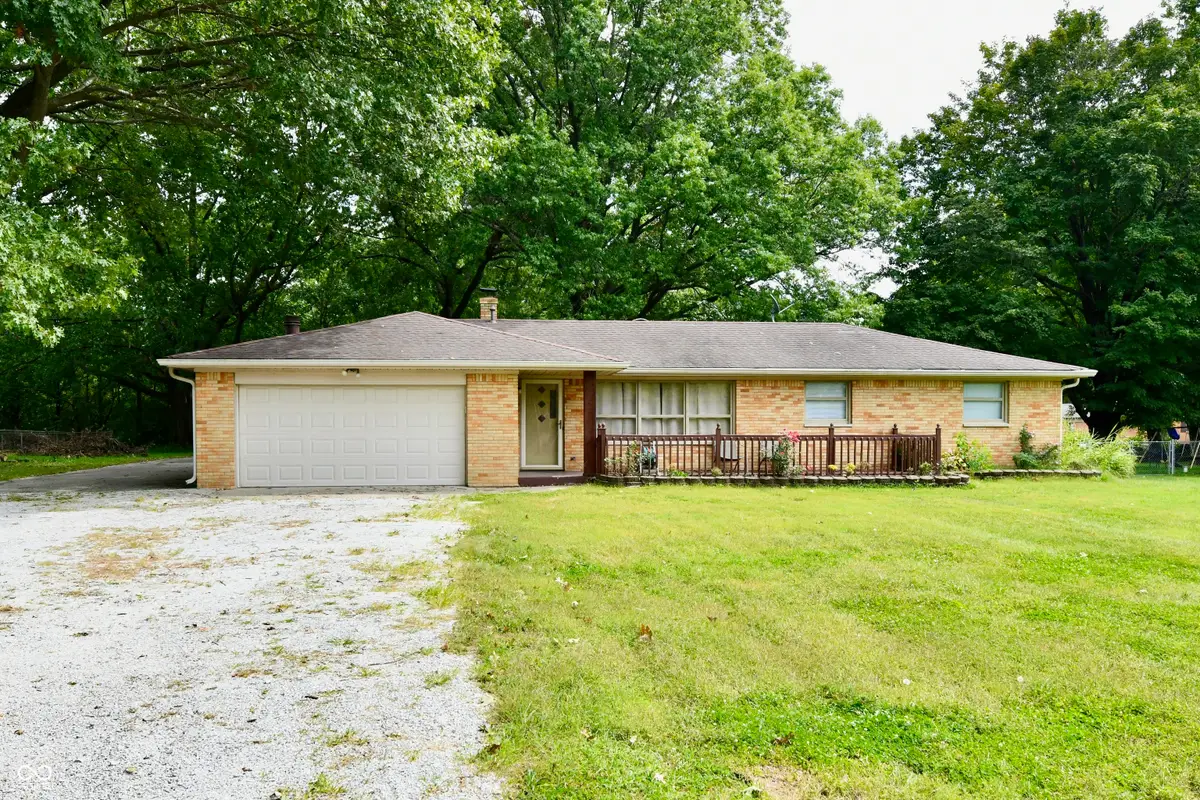2051 N Avon, Avon, IN 46123 - #1