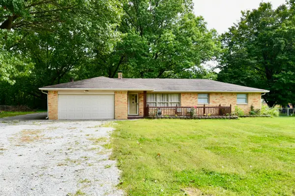 2051 N Avon, Avon, IN 46123