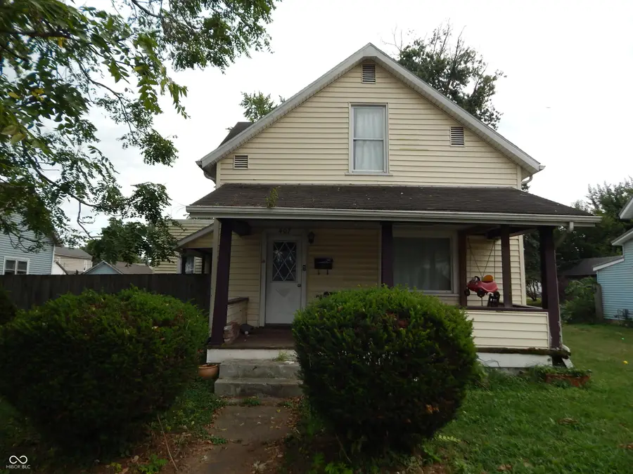 407 E College Street, Crawfordsville, IN 47933 - #2