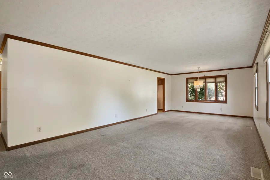127 Dover Boulevard N, Brownsburg, IN 46112 - #3