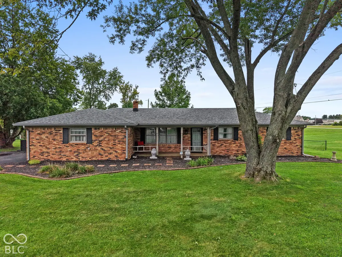 6349 W Buckskin Court, New Palestine, IN 46163 - #1