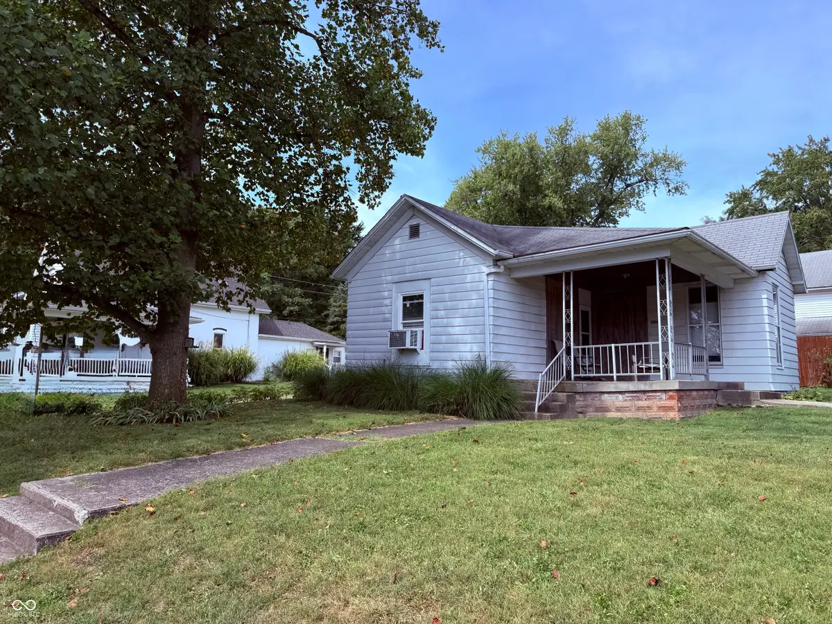 394 W Marion Street, Danville, IN 46122 - #1