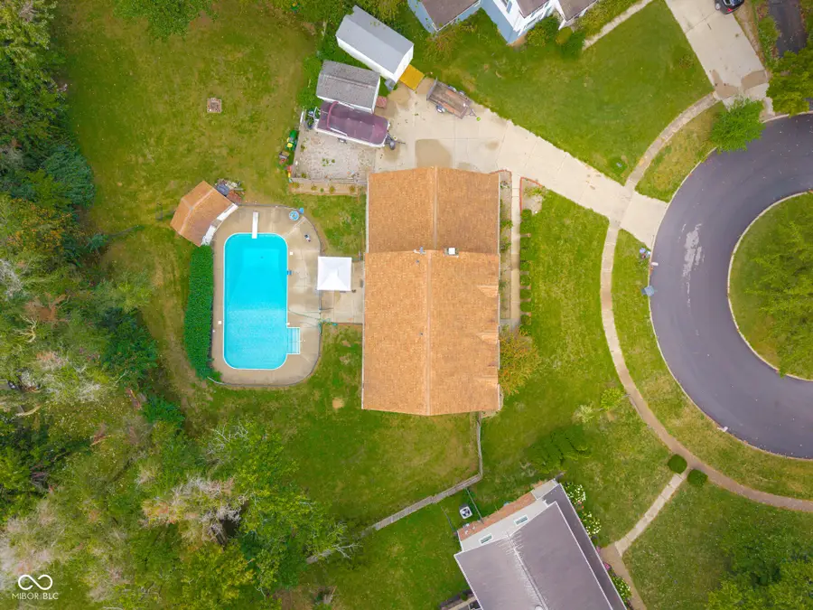3519 Deerfield Place, Columbus, IN 47203 - #3