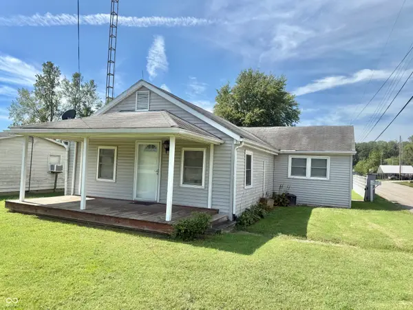 1015 W Raymond Street, Brownstown, IN 47220