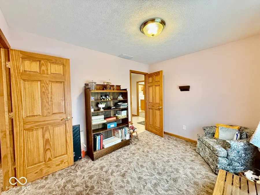8621 N County Road 425 W, Brazil, IN 47834 - #3