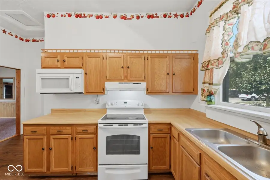 514 N Harrison Street, Rushville, IN 46173 - #3