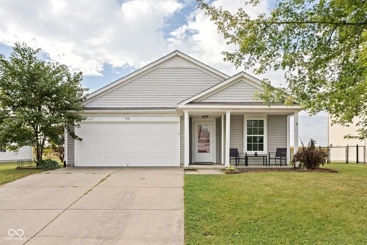 410 W Warrior Court, Sheridan, IN 46069 - #1