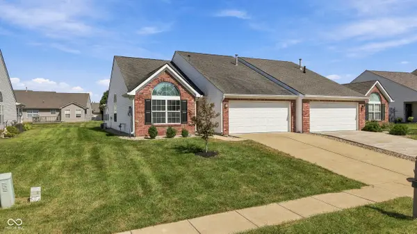 1170 Creek Bend Drive, Greenwood, IN 46143