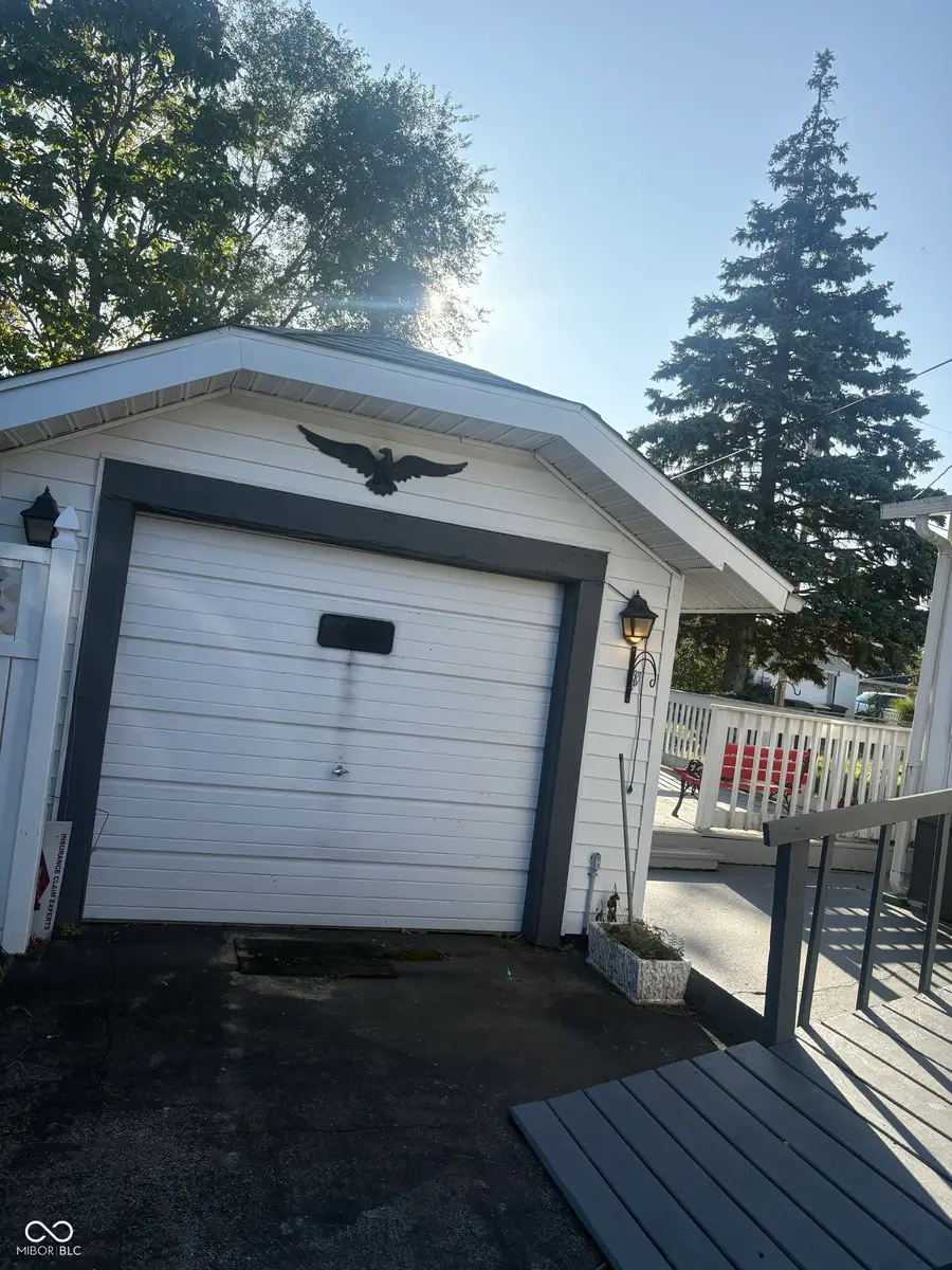 1300 S Pershing Drive, Muncie, IN 47302 - #3