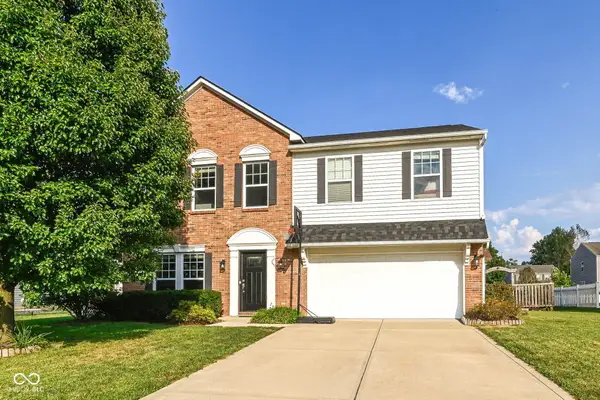 2417 Mcgregor Drive, Avon, IN 46123
