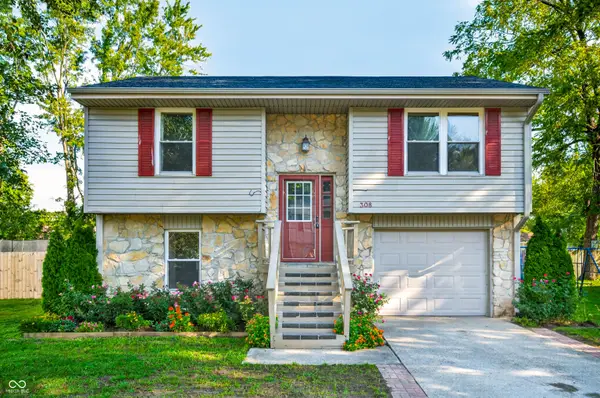 308 Glenbrook Drive, Seymour, IN 47274