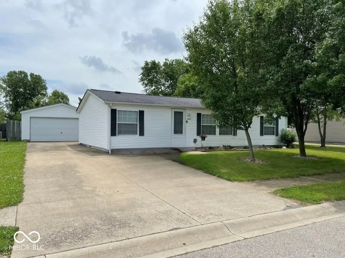 4663 Breckenridge, Columbus, IN 47203 - #1