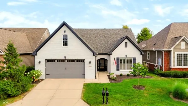 15471 Mystic Rock Drive, Carmel, IN 46033