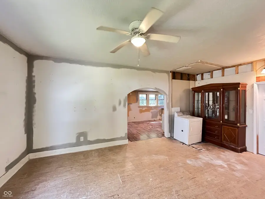 2215 W 9th Street, Anderson, IN 46016 - #3