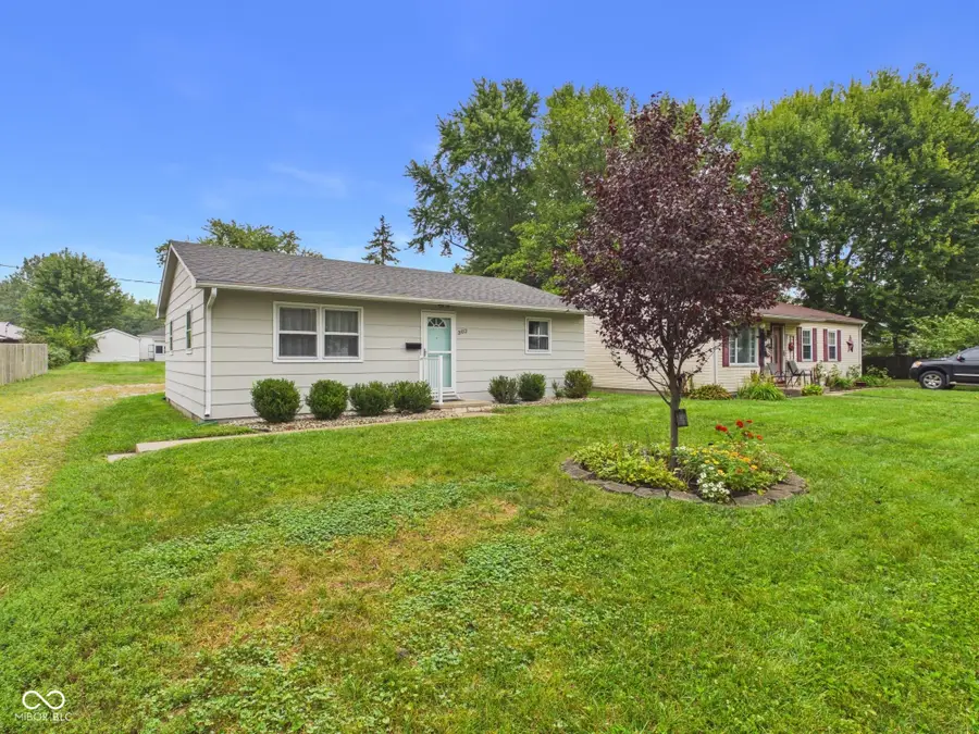 302 W Van Buren Street, Alexandria, IN 46001 - #2