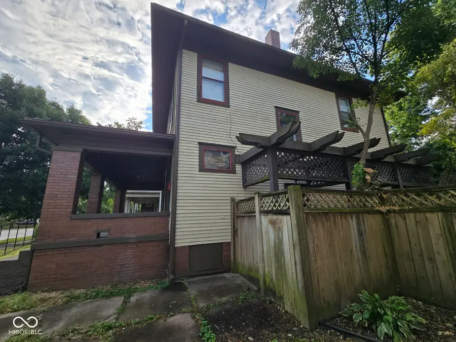 1521 Ohio Street, Terre Haute, IN 47807 - #3