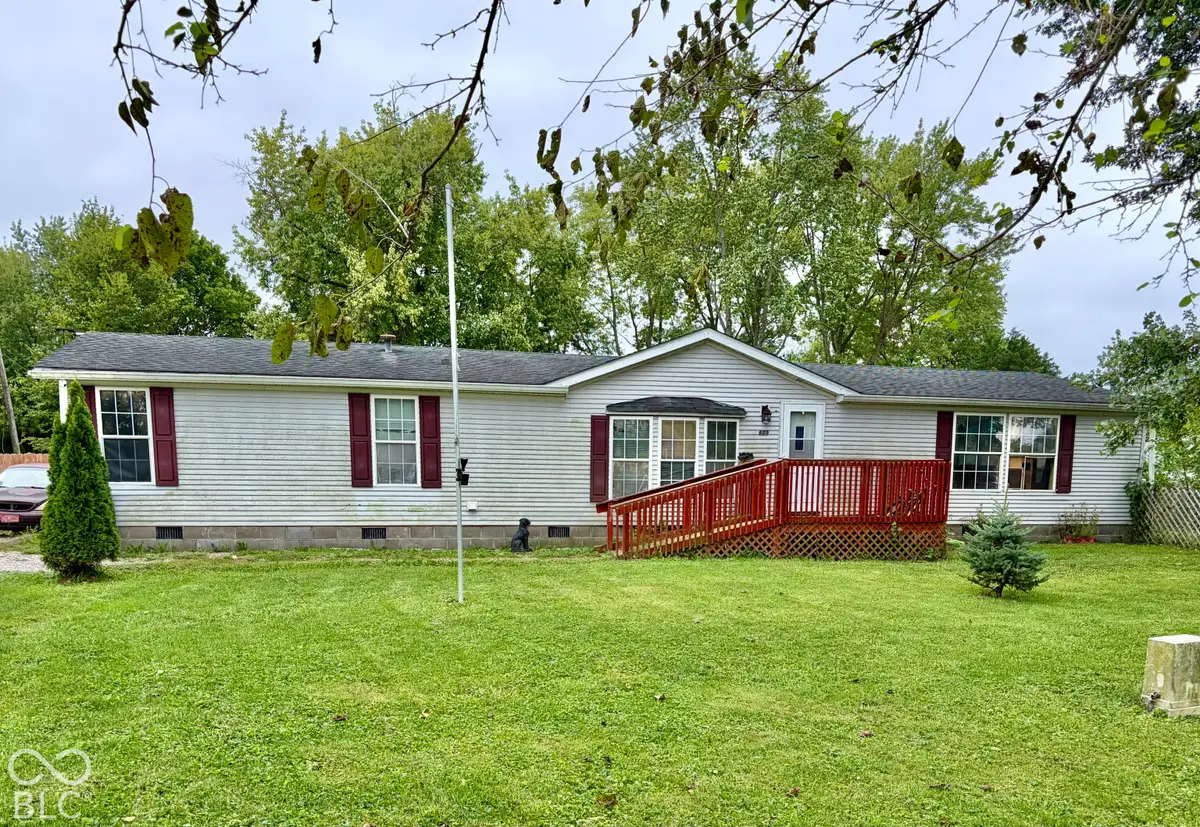 630 Cross Street, Hope, IN 47246 - #1