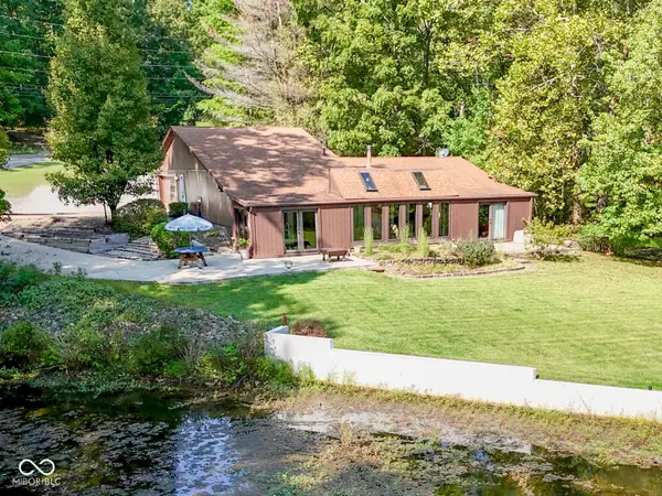 8215 Sweetwater Drive, Nineveh, IN 46164