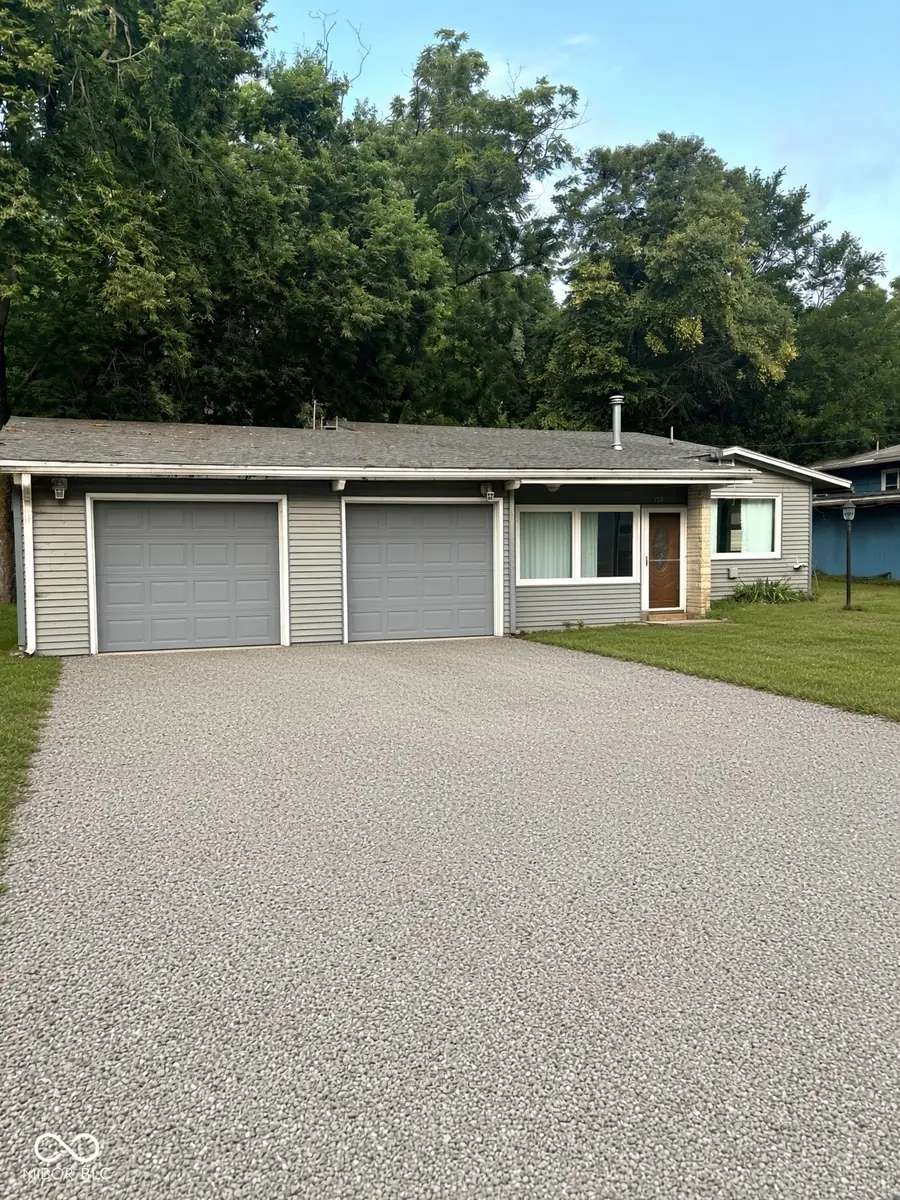 723 E Canary Lane, Monticello, IN 47960 - #2