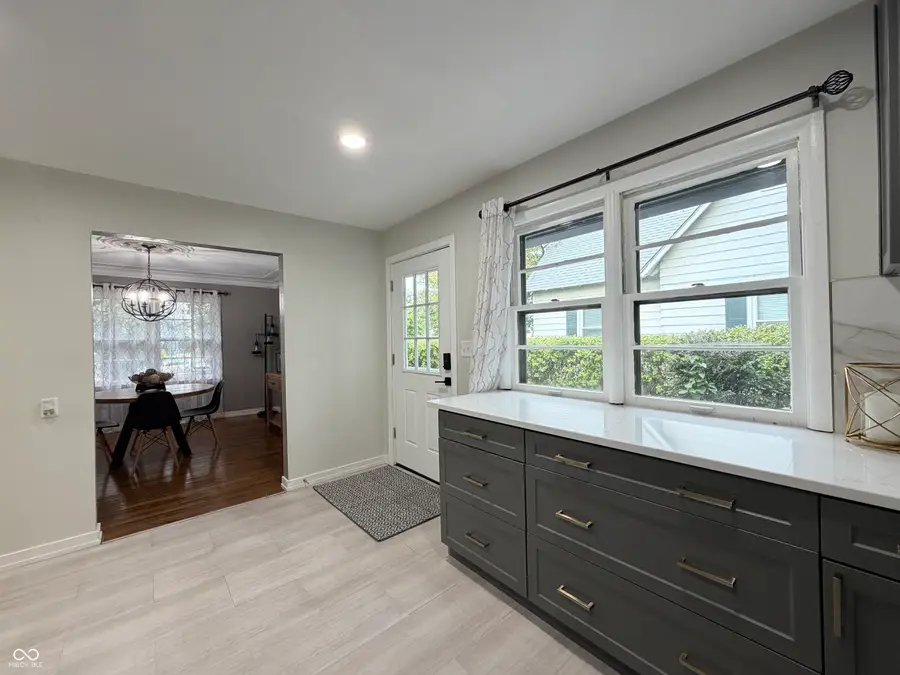 1014 W North Street, Greenfield, IN 46140 - #2