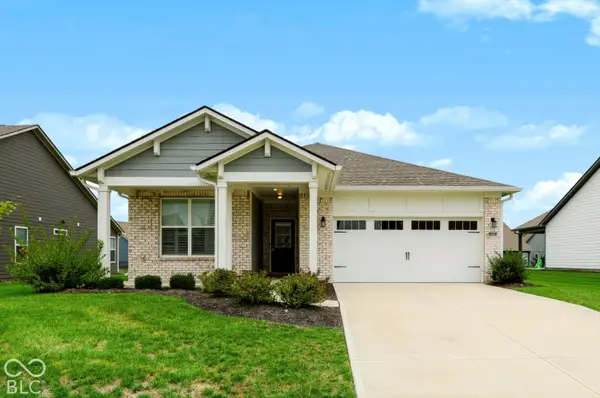 3644 Chalmers Drive, Bargersville, IN 46106