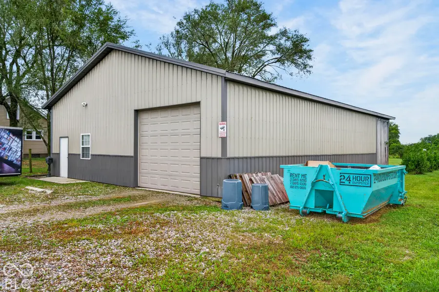 7303 E 400 S, Columbus, IN 47203 - #3