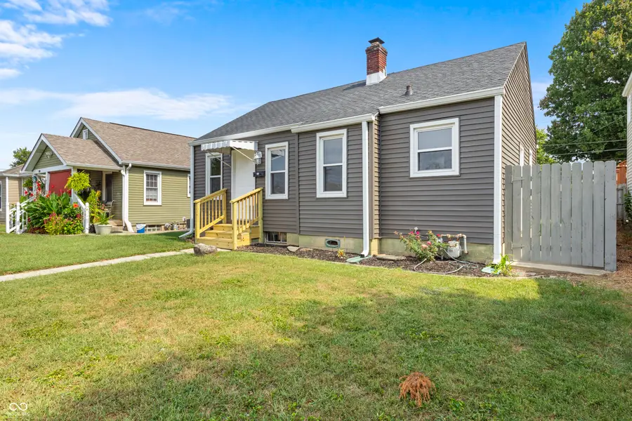 113 S 8th Avenue, Beech Grove, IN 46107 - #2