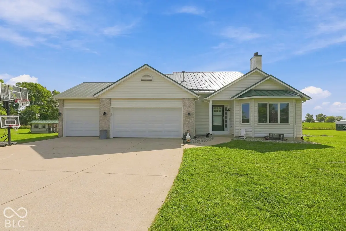 9009 Hamilton Road, Yoder, IN 46798 - #1