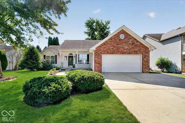 10090 Youngwood Lane, Fishers, IN 46038