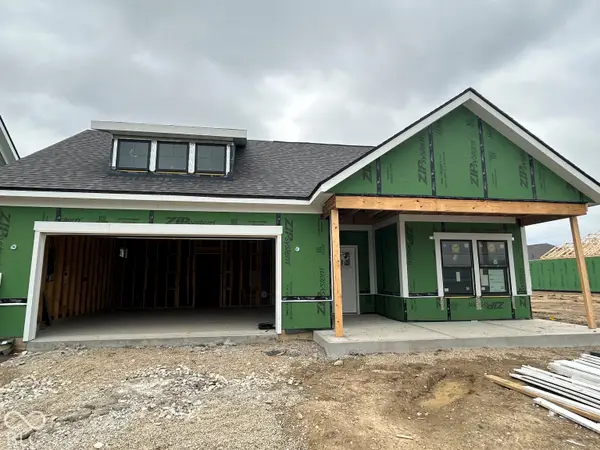 7106 Shenandoah Street, Zionsville, IN 46077