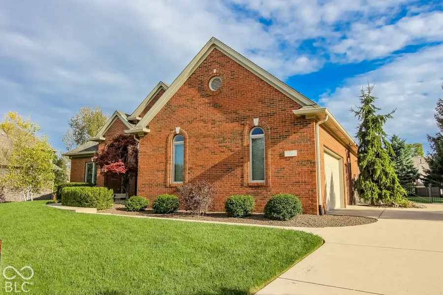2593 Forest Hills Boulevard, Greenwood, IN 46143 - #2