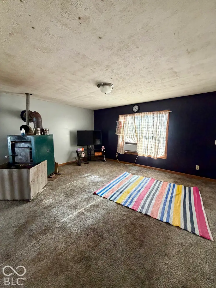 102 S 3rd Street, Williamsport, IN 47993 - #3