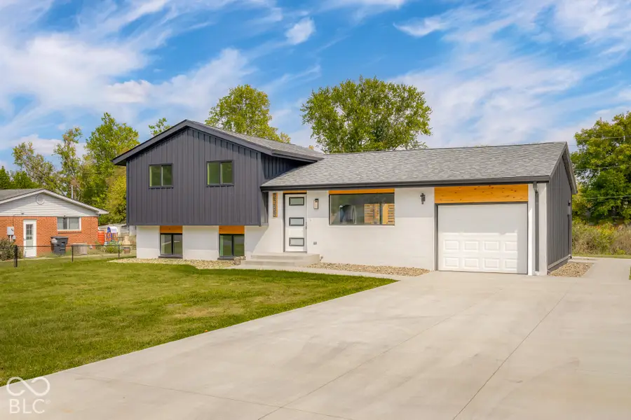 3385 Virginia Street, Columbus, IN 47203 - #2