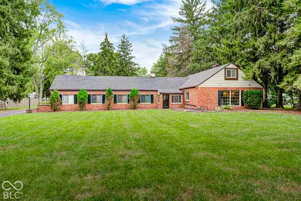 27 W Roberts Road, Indianapolis, IN 46217