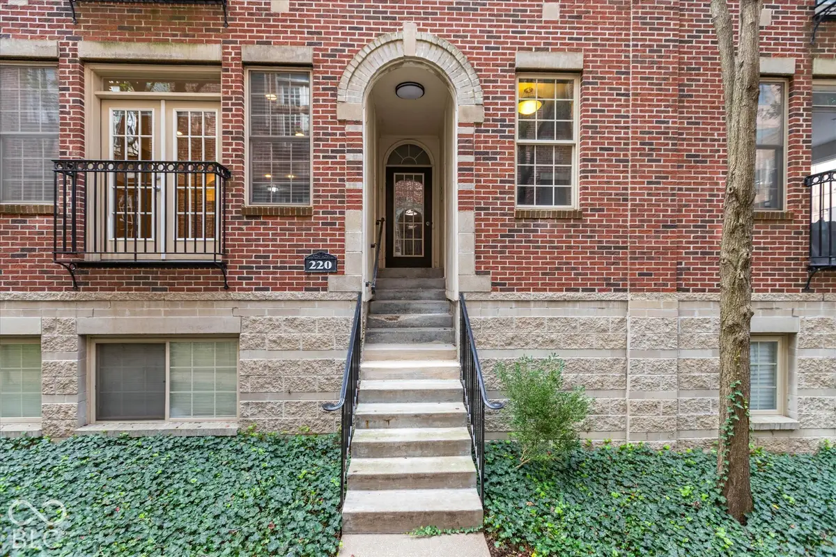 220 N Cleveland Street #B, Indianapolis, IN 46204 - #1