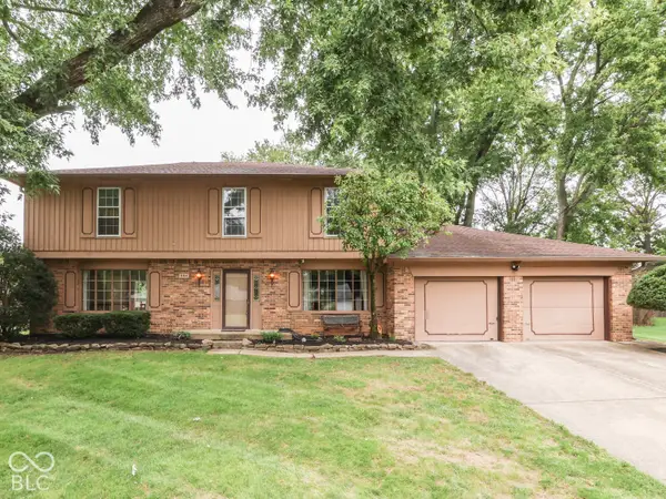 594 Watterson Court, Indianapolis, IN 46217
