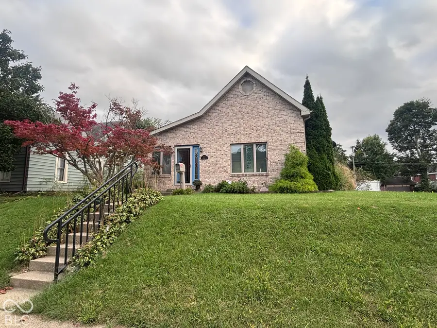511 W Market, Crawfordsville, IN 47933 - #2