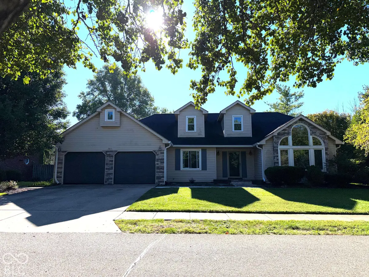 3811 Oriole Drive, Columbus, IN 47203 - #1