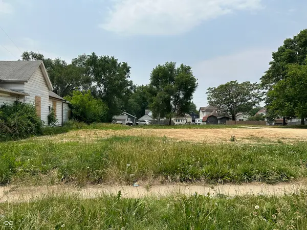 122 N Belmont Avenue, Indianapolis, IN 46222