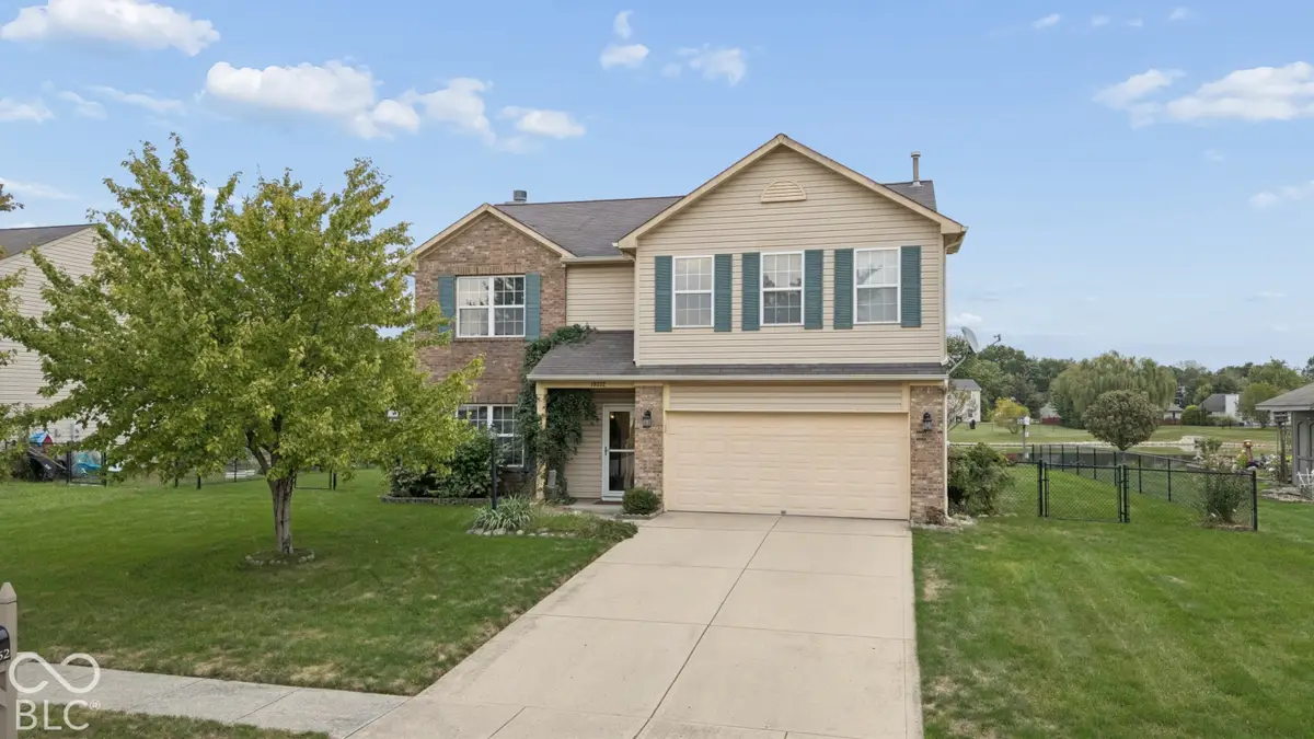 19352 Pathway Pointe, Noblesville, IN 46062 - #1